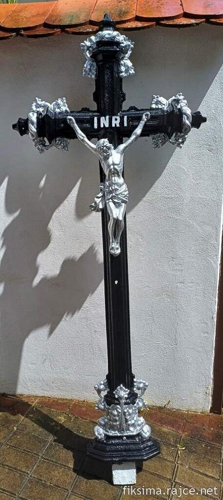 4 Berounský kříž po renovaci